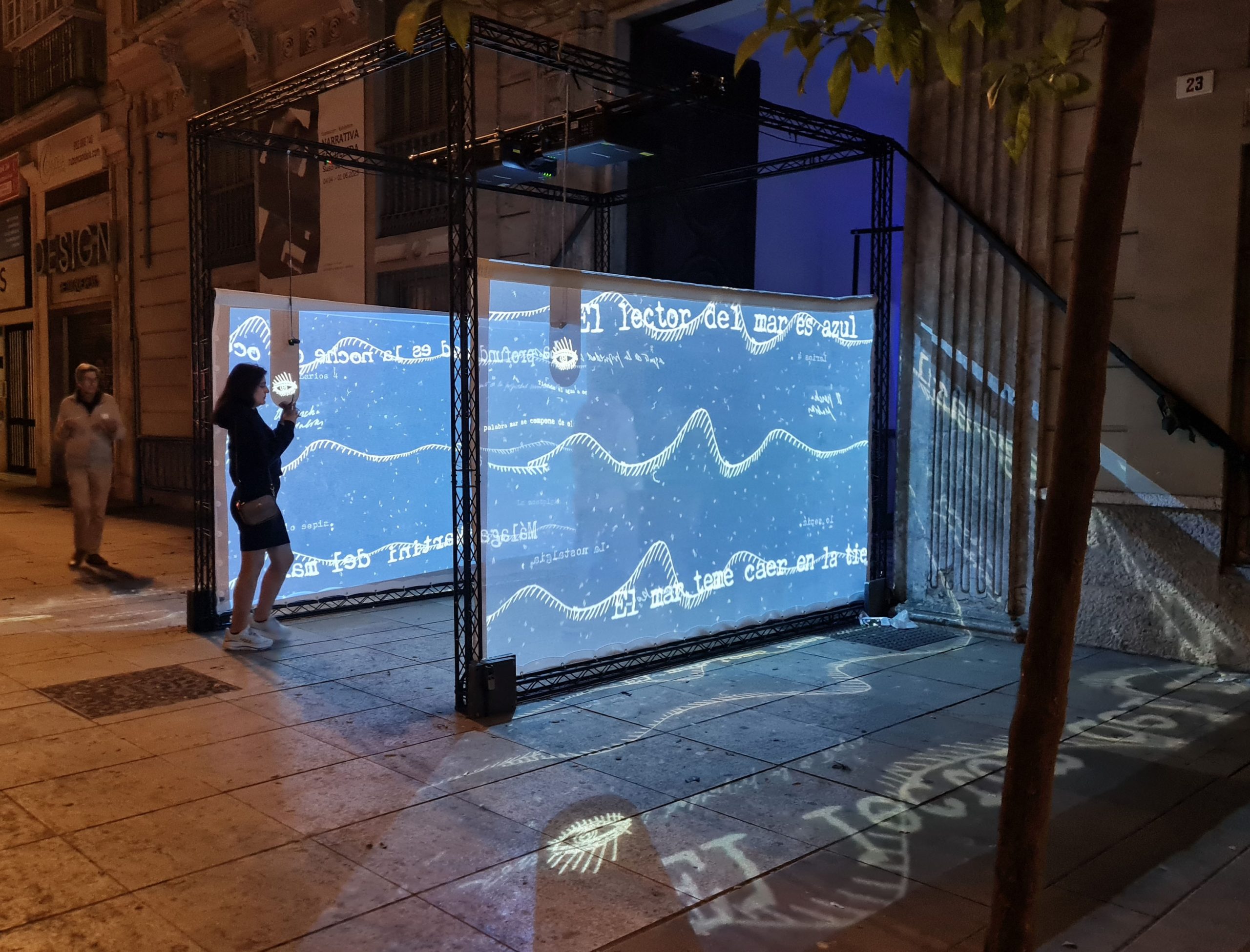 Instalación interactiva en la calle Alameda en la Noche en Blanco 2025